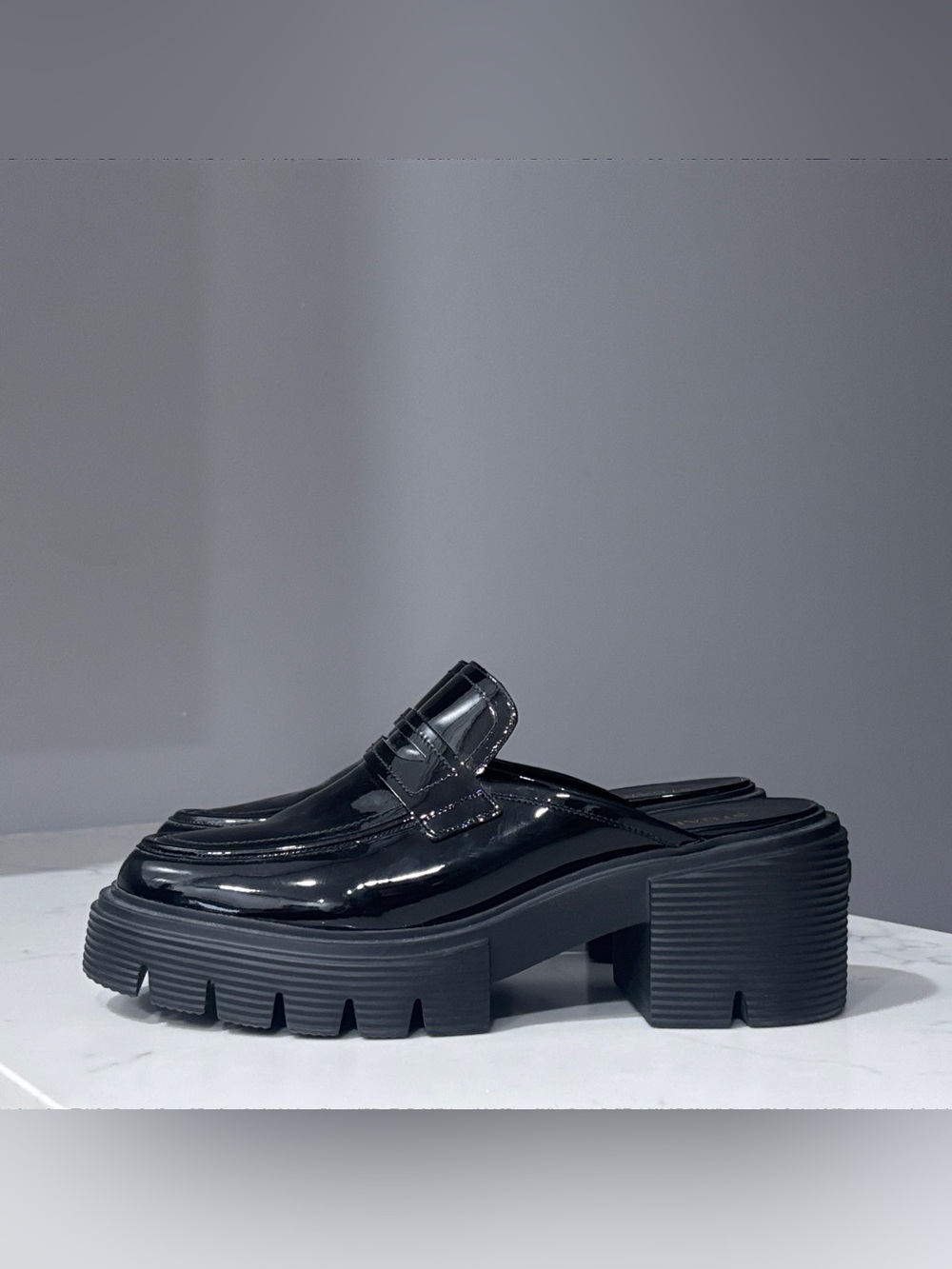 Stuart Weitzman Soho Mule Black Patent Leather Loafer Clog Chunky Lug Sole 9